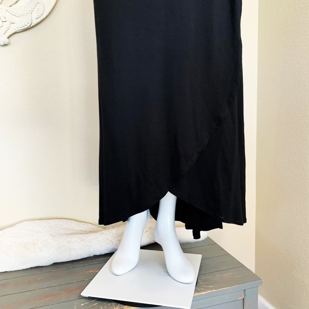 Chelsea & Violet | Black Wrap Maxi Skirt | Size: XS - Picture 3 of 10